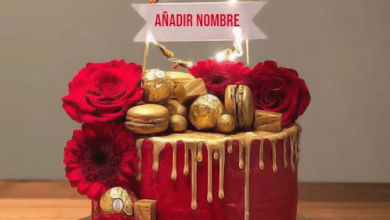 cake B1 390x220 - Pastel De Cumpleaños Rojo Con Etiqueta De Nombre