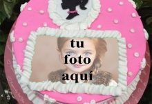 pastel de cumpleanos con foto 135 220x150 - Hermosos Pasteles De Feliz Cumpleaños Para Mujeres Con Edición De Fotos