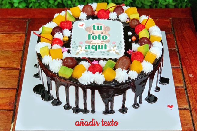 pastel de cumpleanos con texto 8 1 - Pastel de cumpleaños de frutas con nombre y editor de fotos